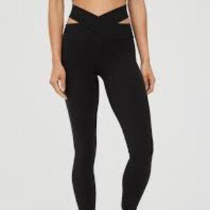 Aerie Offline Real Me Cut Out 7/8 Leggings - NWT's